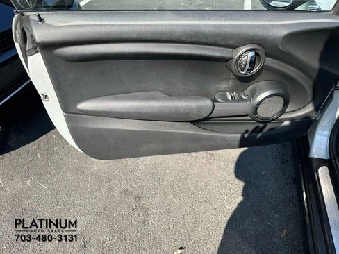 Used 2015 MINI Cooper 2-Door Hardtop image 14