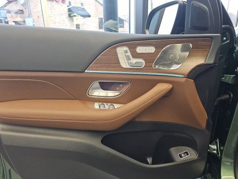 New 2026 Mercedes-Benz GLE 580 4MATIC image 16