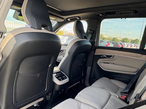 New 2026 Volvo XC90 B6 Ultra w/ Protection Package image 32