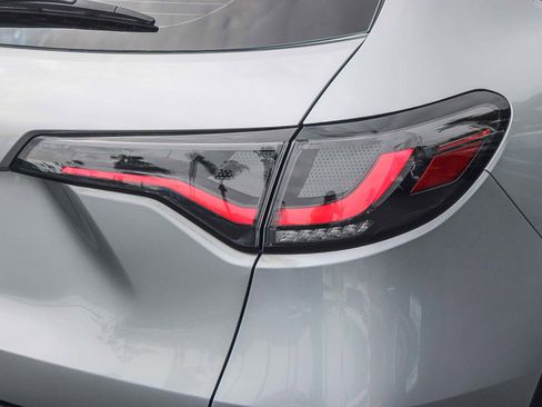 Certified 2025 Honda HR-V LX image 10