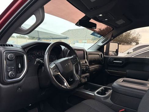 Used 2021 Chevrolet Silverado 1500 RST w/ Bed Protection Package image 7