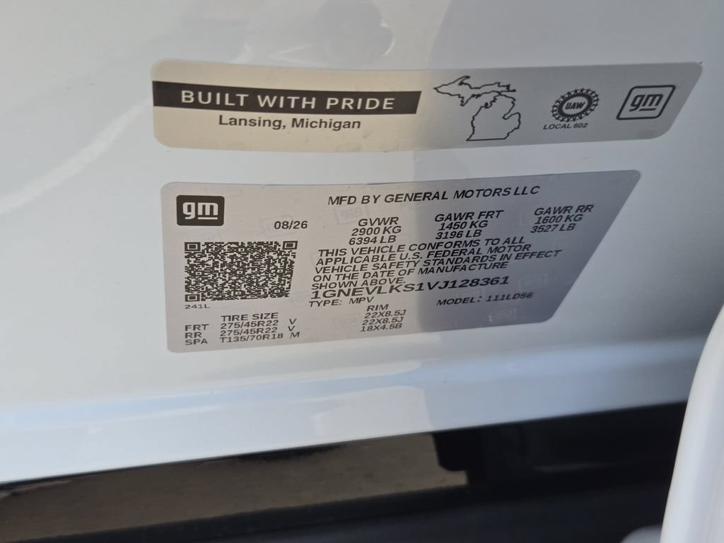 New 2027 Chevrolet Traverse RS w/ LPO, Floor Liner Package AWD/4WD image 26