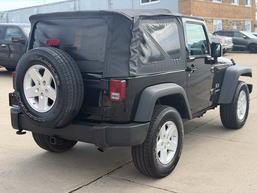 Used 2009 Jeep Wrangler X AWD/4WD image 4