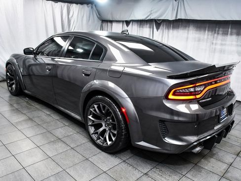 Used 2020 Dodge Charger SRT Hellcat w/ Harman/Kardon Audio Group image 4