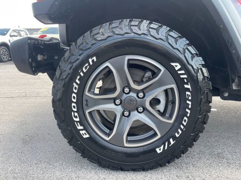 Used 2021 Jeep Wrangler Sport AWD/4WD image 31
