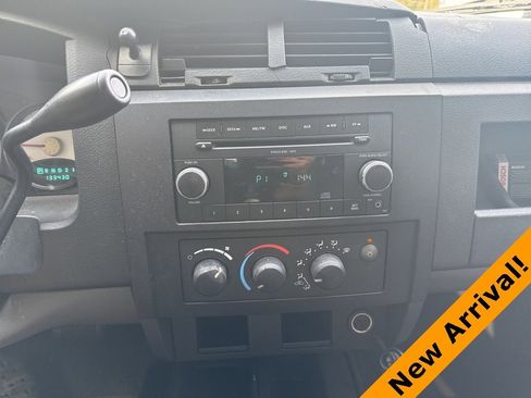 Used 2010 Dodge Dakota ST image 16