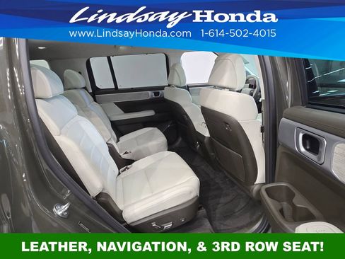 Used 2025 Hyundai Santa Fe Calligraphy AWD/4WD image 8