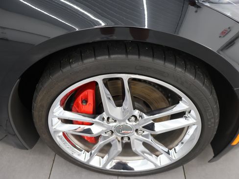 Used 2014 Chevrolet Corvette Stingray Coupe w/ 3LT Preferred Equipment Group RWD image 3