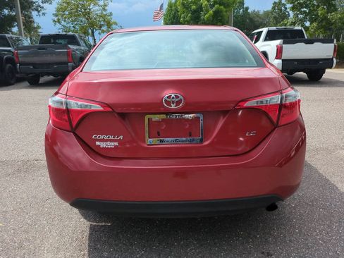 Used 2016 Toyota Corolla LE FWD image 5