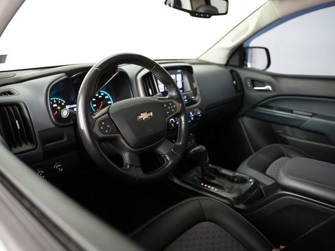 Used 2017 Chevrolet Colorado Z71 image 6