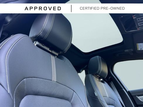 Used 2024 Jaguar XF R-Dynamic SE AWD/4WD image 23