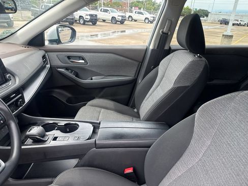 Used 2023 Nissan Rogue SV FWD image 39