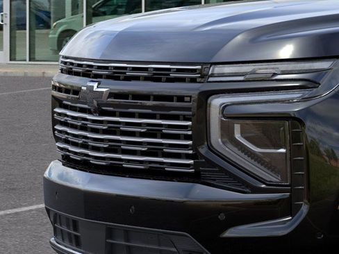 New 2026 Chevrolet Suburban High Country image 15