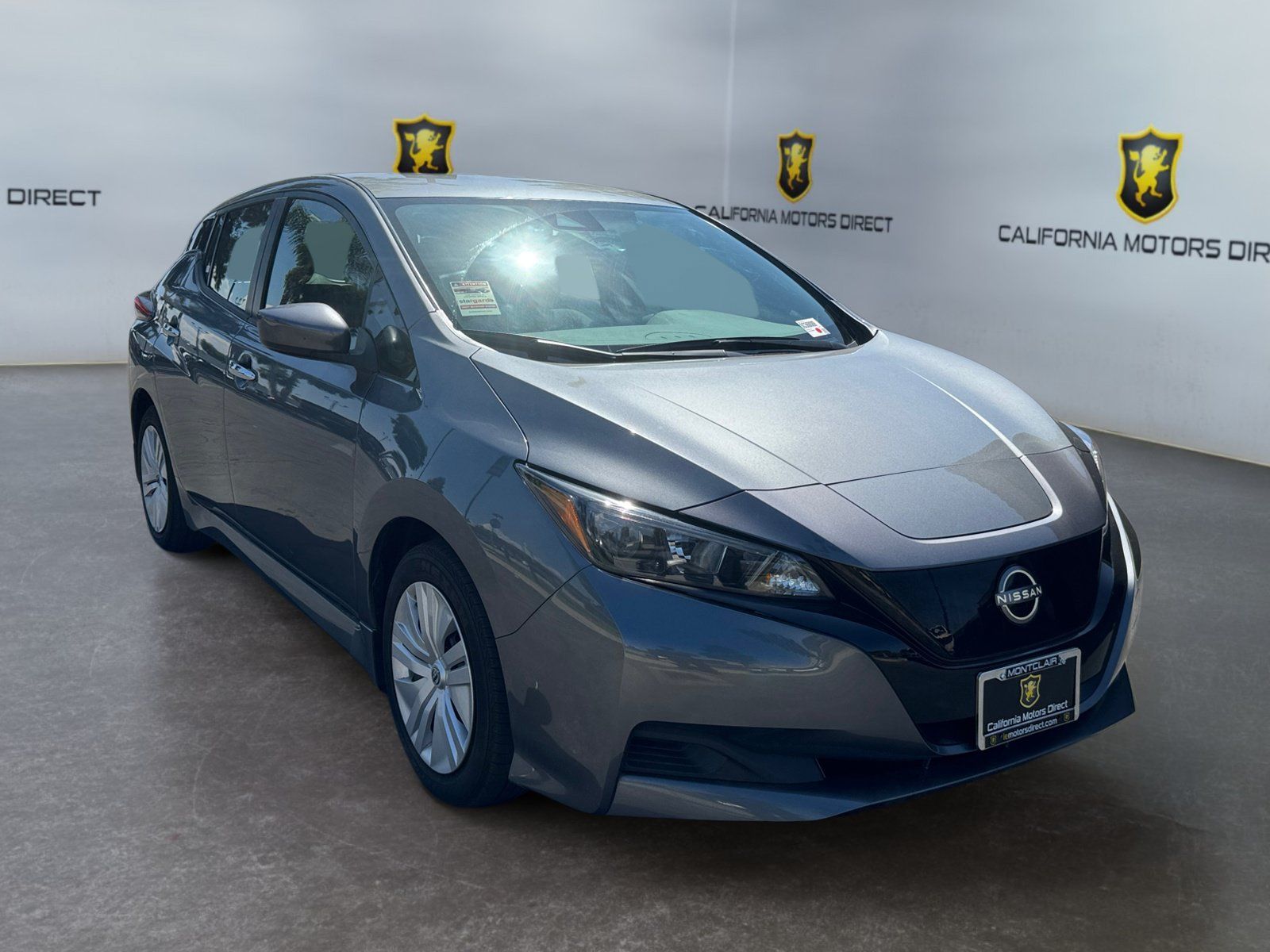 Used 2025 Nissan Leaf S FWD image 7