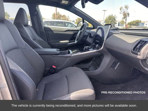 Used 2023 Toyota bZ4X XLE w/ Weather Package image 13