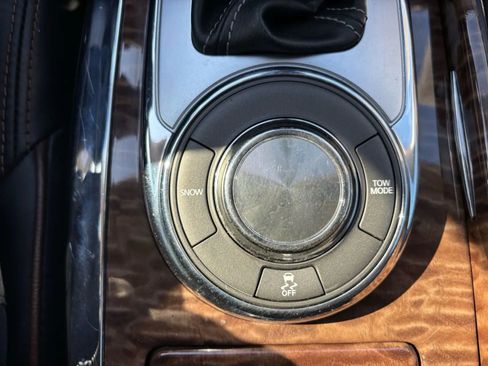 Used 2018 Nissan Armada SL w/ Premium Package RWD image 28