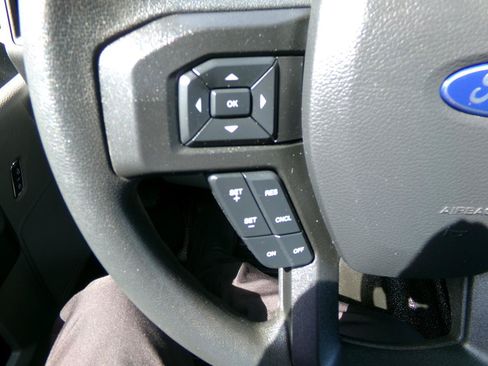 Used 2022 Ford F250 XL w/ Power Equipment Group AWD/4WD image 15