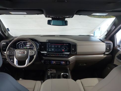 Used 2024 GMC Sierra 1500 SLT w/ SLT Premium Plus Package AWD/4WD image 5