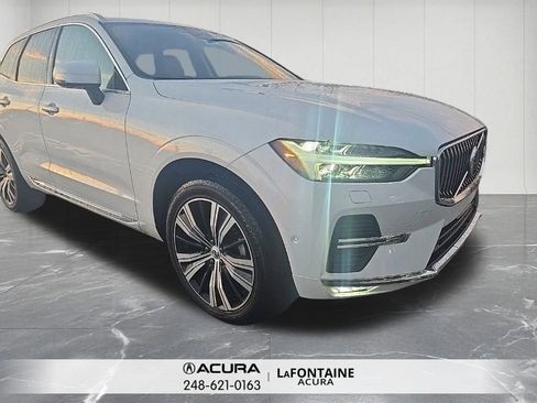 Used 2022 Volvo XC60 B5 Inscription w/ Advanced Package image 3