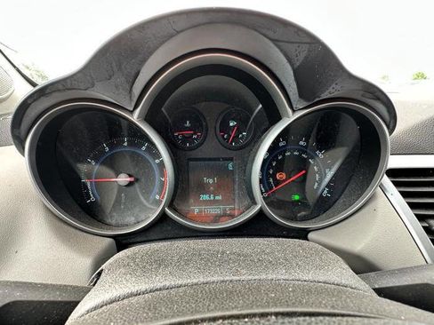 Used 2011 Chevrolet Cruze LS w/ Connectivity Package FWD image 35