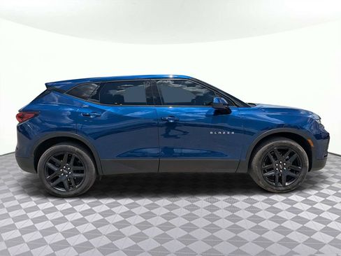 Used 2022 Chevrolet Blazer LT w/ LPO, Floor Liner Package FWD image 3