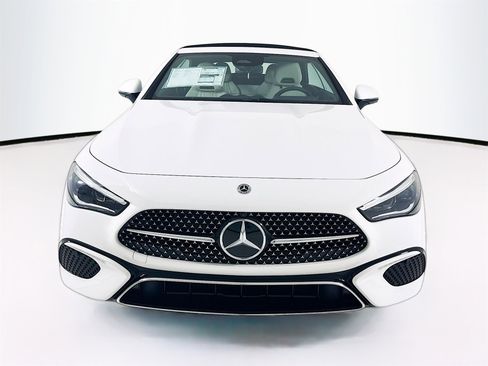 New 2026 Mercedes-Benz CLE 300 4MATIC Cabriolet image 2