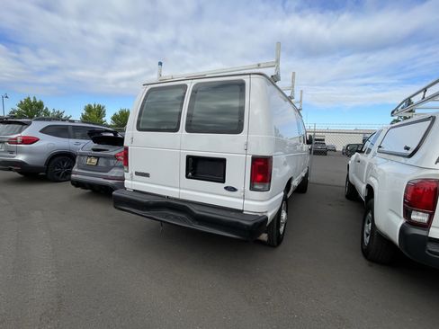 Used 2008 Ford E-250 and Econoline 250 RWD image 4