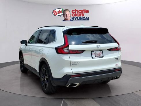 Used 2024 Honda CR-V Sport Touring image 3
