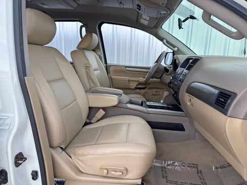 Used 2013 Nissan Armada SV image 14