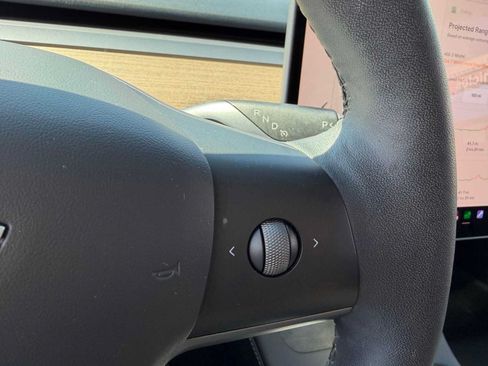 Used 2023 Tesla Model 3 Standard Range RWD image 17