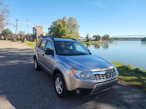 Used 2011 Subaru Forester 2.5X AWD/4WD image 7