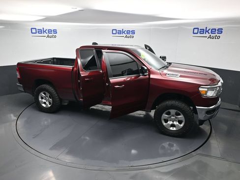 Used 2022 RAM 1500 Big Horn AWD/4WD image 57