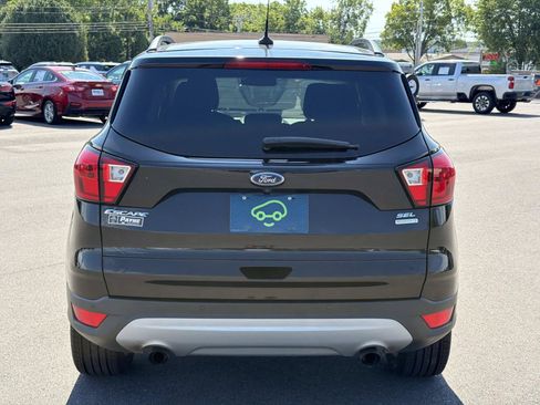 Used 2019 Ford Escape SEL FWD image 6
