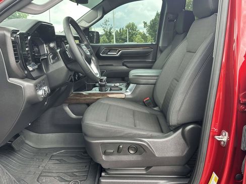 Used 2024 GMC Sierra 1500 Elevation w/ X31 Off-Road Package AWD/4WD image 4