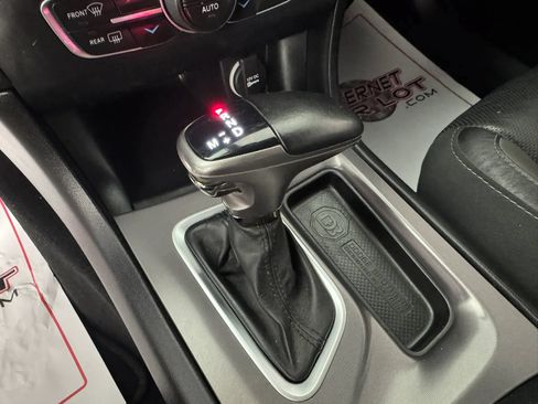 Used 2020 Dodge Charger SXT w/ Plus Group AWD/4WD image 22