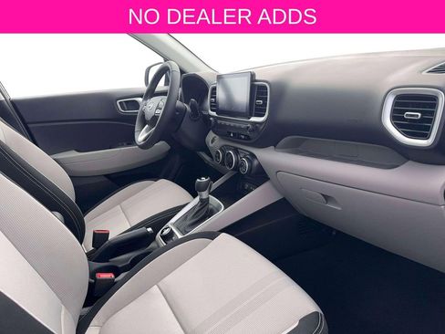 New 2026 Hyundai Venue SEL image 19