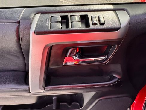 Used 2023 Toyota 4Runner SR5 Premium w/ Moonroof Package RWD image 42