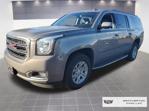 Used 2019 GMC Yukon XL SLT w/ Open Road Package AWD/4WD image 1