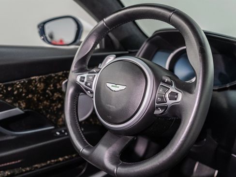 Used 2018 Aston Martin DB11 V12 image 69