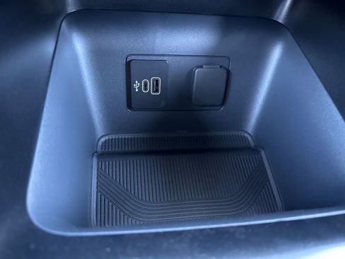 New 2026 Ford Explorer ST-Line image 30