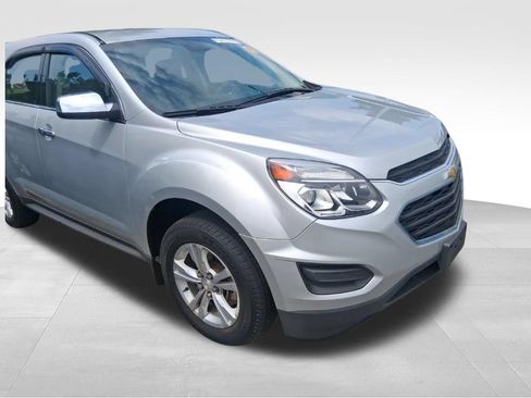 Used 2016 Chevrolet Equinox LS FWD image 18