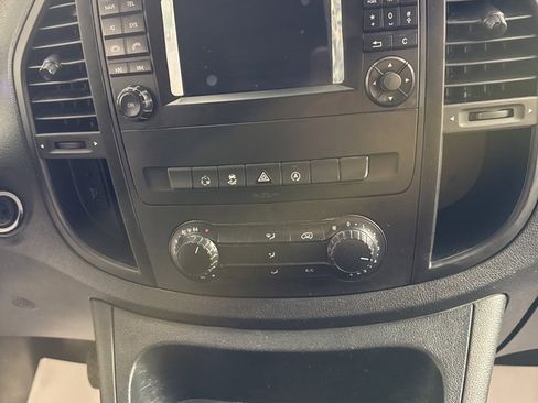 Used 2016 Mercedes-Benz Metris image 17