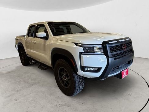 New 2026 Nissan Frontier PRO-4X w/ Pro-4x Convenience Package image 7