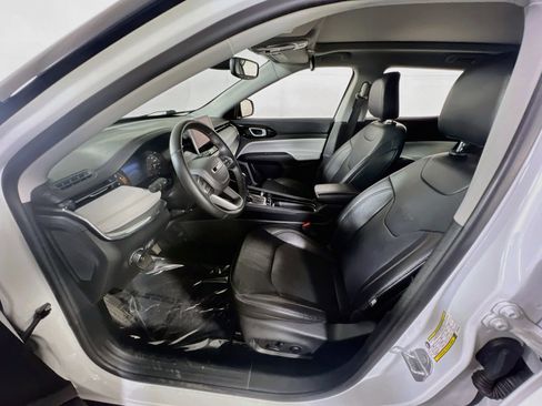 Used 2022 Jeep Compass Limited w/ Sun and Sound Group AWD/4WD image 19