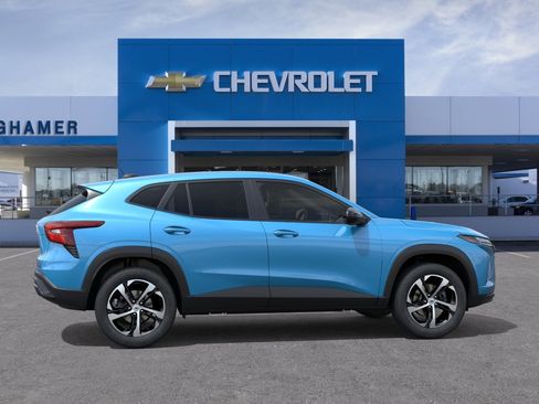 New 2026 Chevrolet Trax RS w/ Driver Confidence Package FWD image 31