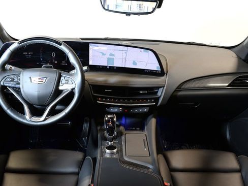 Used 2026 Cadillac CT5 V w/ Technology Package AWD/4WD image 16