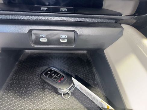 Used 2024 Honda Accord EX-L image 25