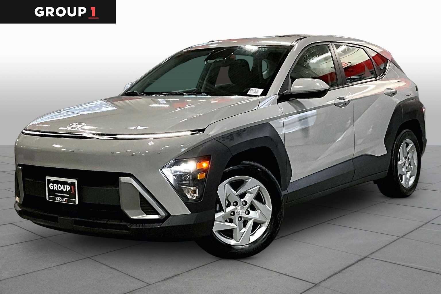 Used 2024 Hyundai Kona SE FWD image 1