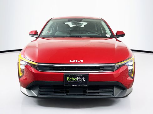 Used 2025 Kia K4 LXS image 2