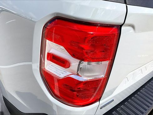 Used 2024 Ford Maverick Lariat FWD image 27